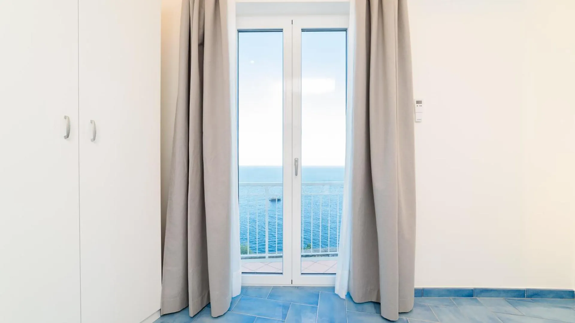 Bed & Breakfast Bed and Breakfast Eden Sul Mare Amalfi