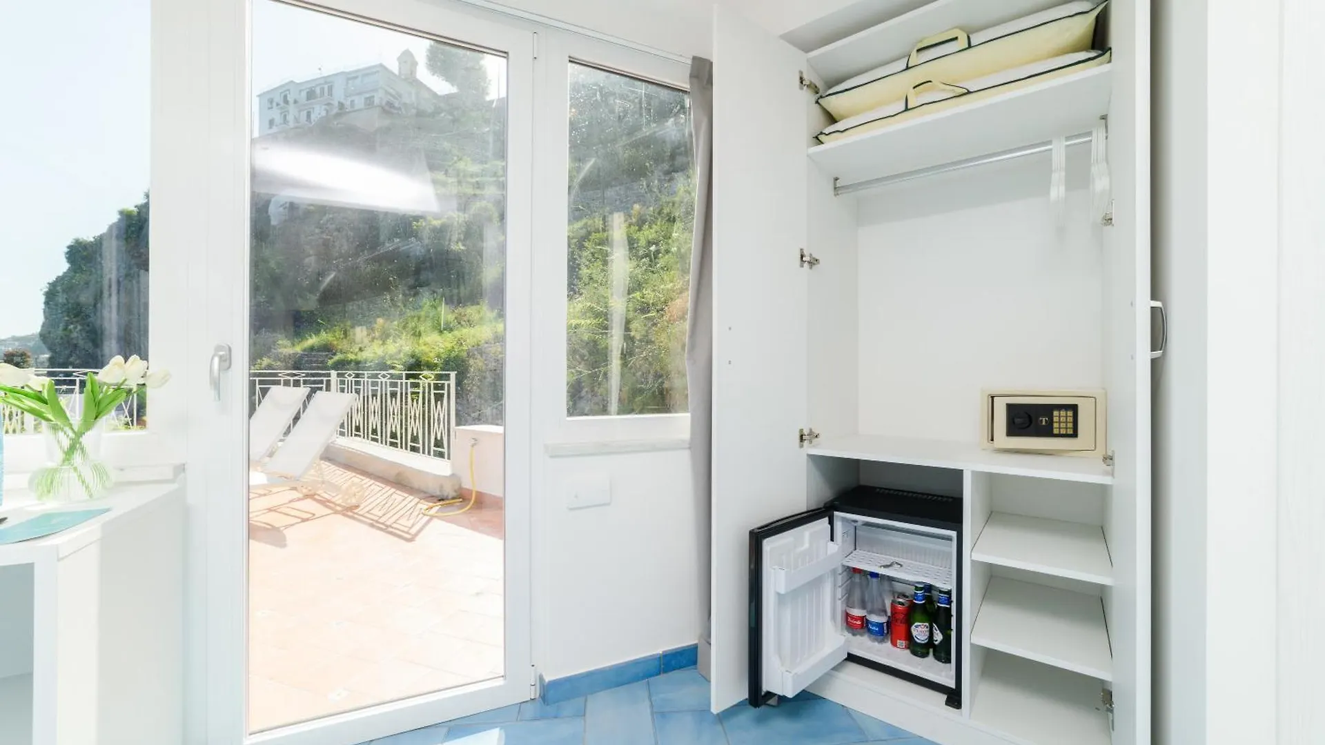 Bed and Breakfast Eden Sul Mare Amalfi Italia